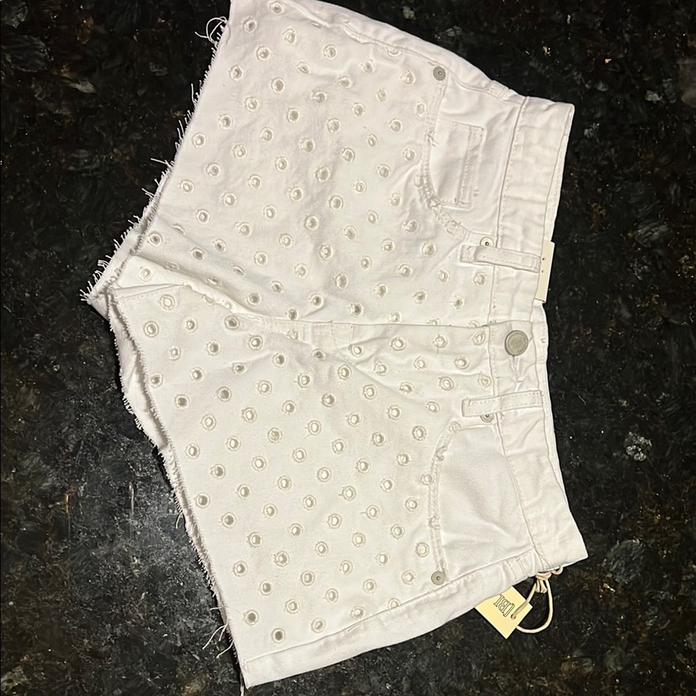 Blank NYC White Jean Shorts Relaxed Fit Summer Essential